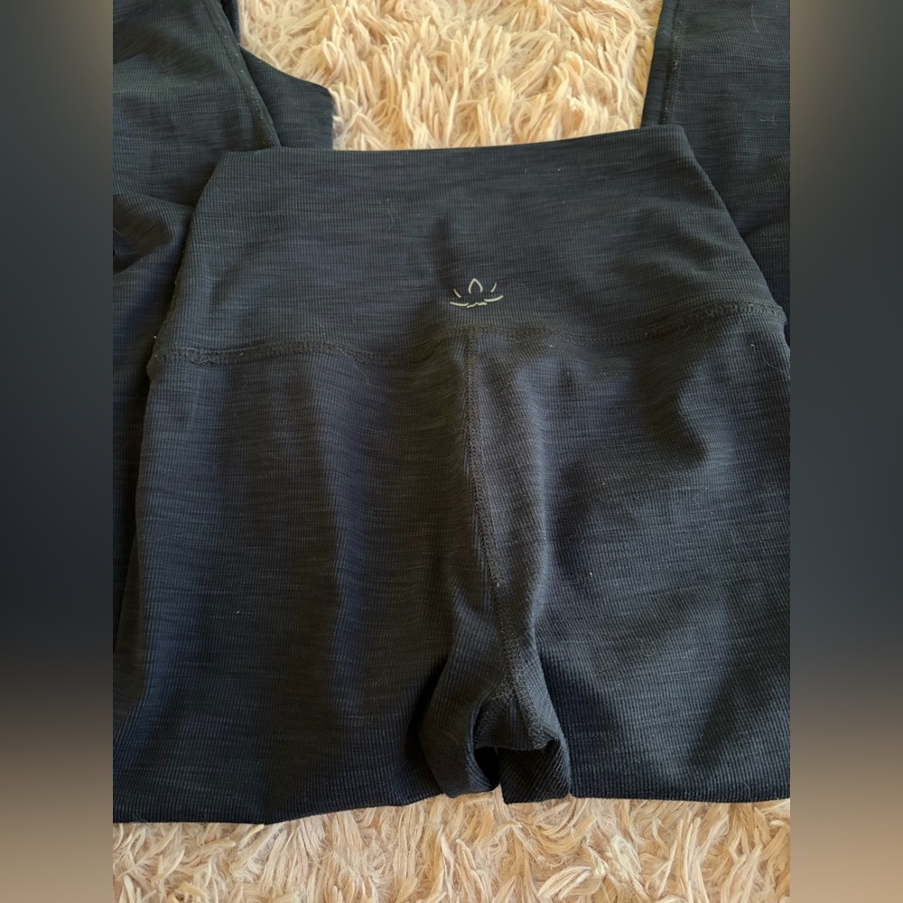 Beyond Yoga Ribbed Set - Picture 4 of 7